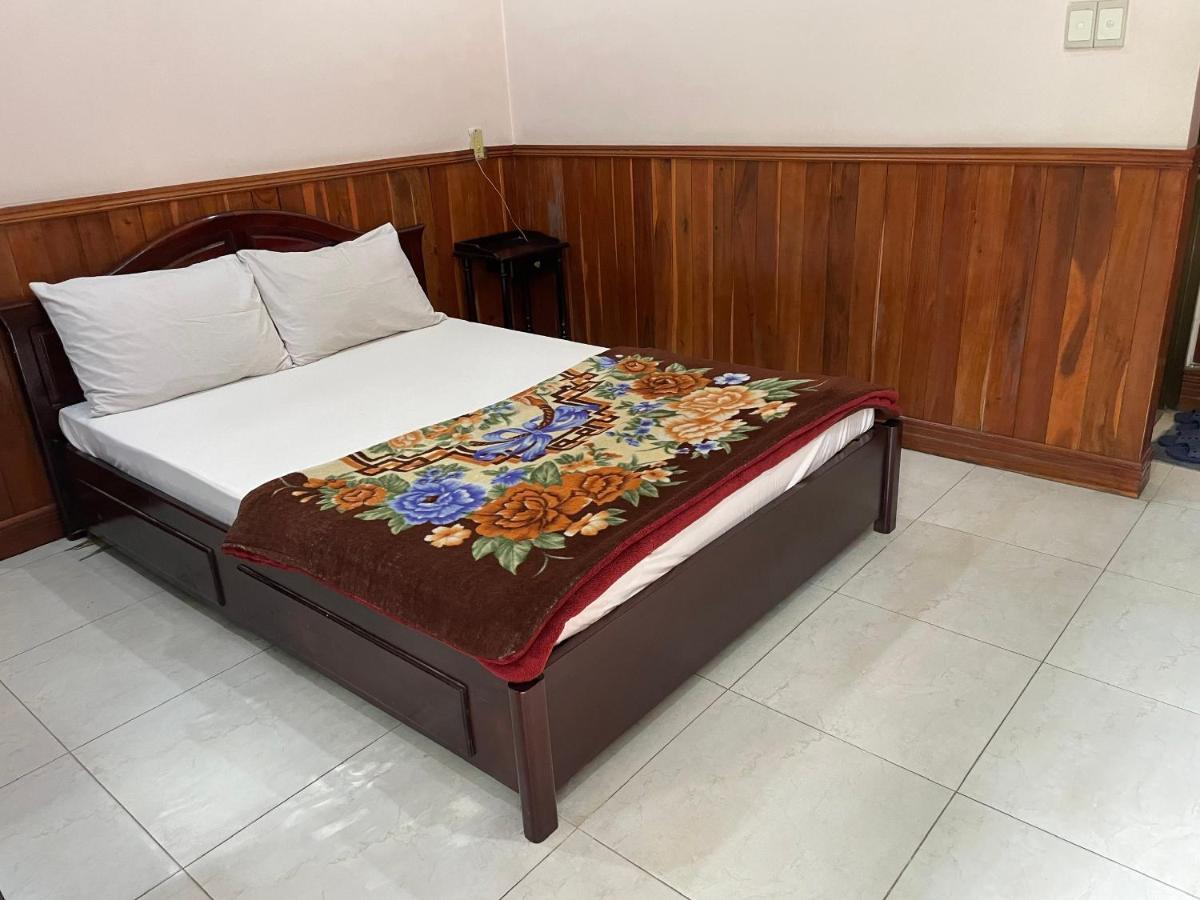 Song Tra Hotel Thu Dau Mot Εξωτερικό φωτογραφία